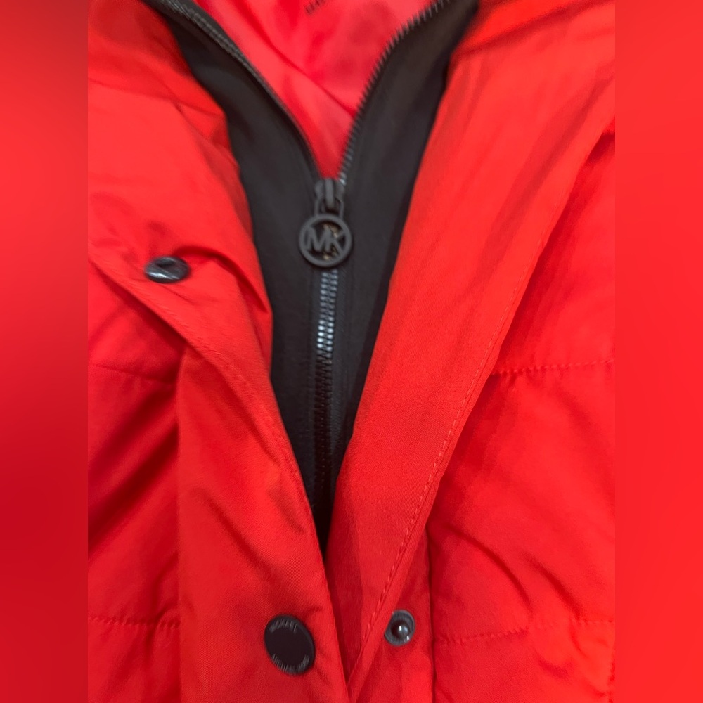 Michael Kors women’s size XL neoprene jacket. Very cute and flattering!! - Picture 3 of 8